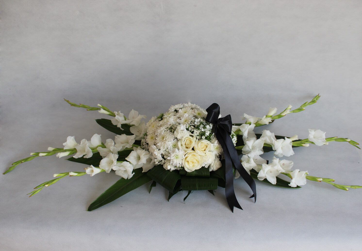 چه گلی برای مراسم ختم مناسب است ؟ گل مناسب برای مراسم ختم