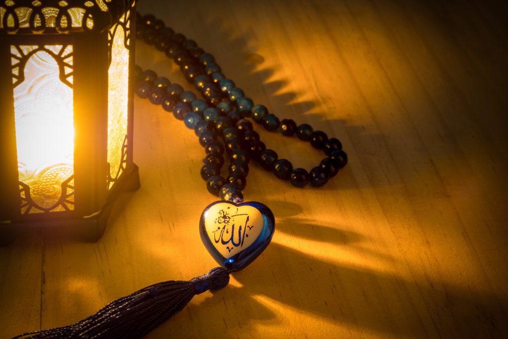 چه سوره ای برای مراسم ختم می خوانند؟ چه سوره ای برای مراسم ختم می خوانند؟