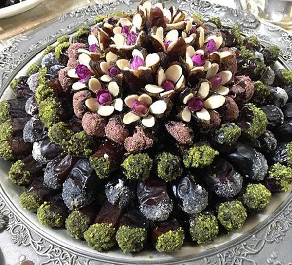 راهنمای عملی پذیرایی در مراسم ترحیم پس از نماز راهنمای عملی پذیرایی در مراسم ترحیم پس از نماز