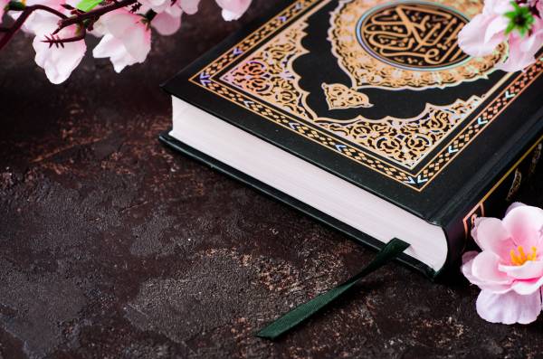 رابطه بین صدقه دادن و آرامش روح متوفی در مراسم ترحیم رابطه بین صدقه دادن و آرامش روح متوفی در مراسم ترحیم