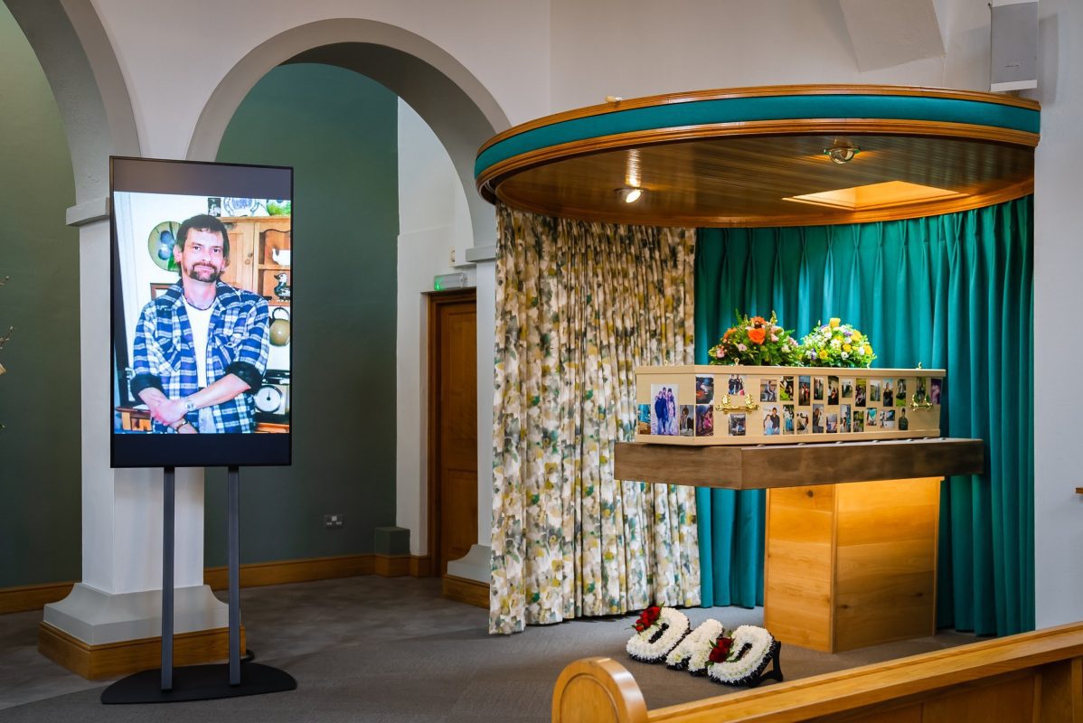 اسلاید یادبود